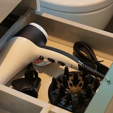 Appartement The Getaway / 80qm In Berlin's Historic Diplomatic Quarter Berlijn