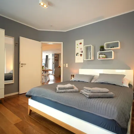 Апартаменты The Getaway / 80qm In Berlin's Historic Diplomatic Quarter *